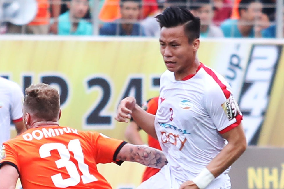 'Que Ngoc Hai khong phai la mat xich quan trong o CLB Viettel' hinh anh