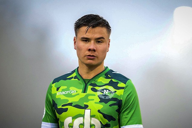 'Alexander Dang can khoac ao doi hang dau V.League' hinh anh