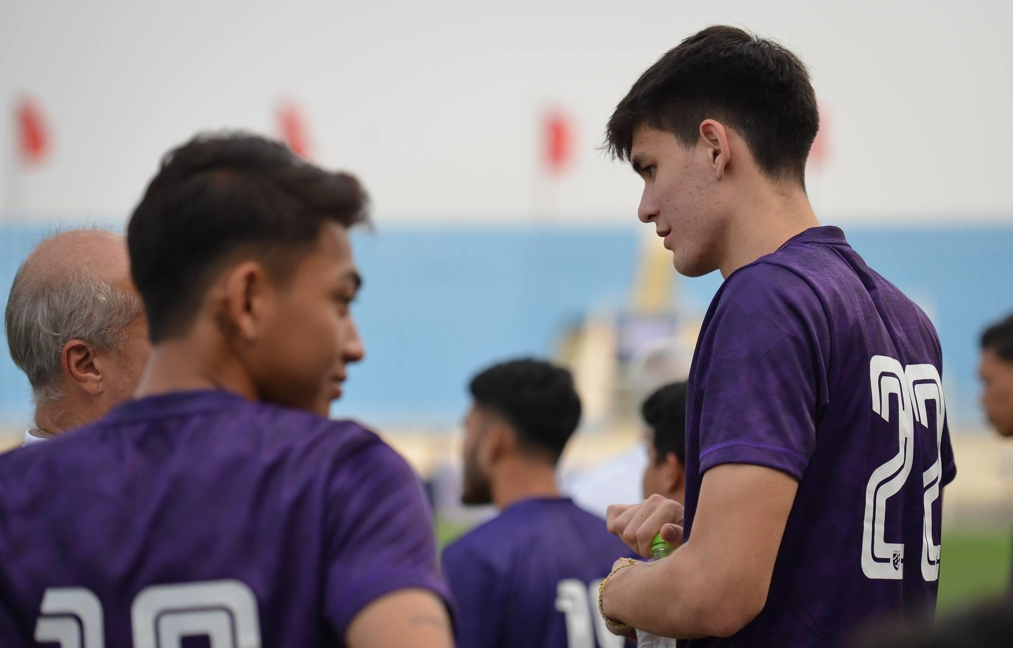 HLV U23 Thai Lan nhac nho rieng trung ve tung tap tai Italy hinh anh