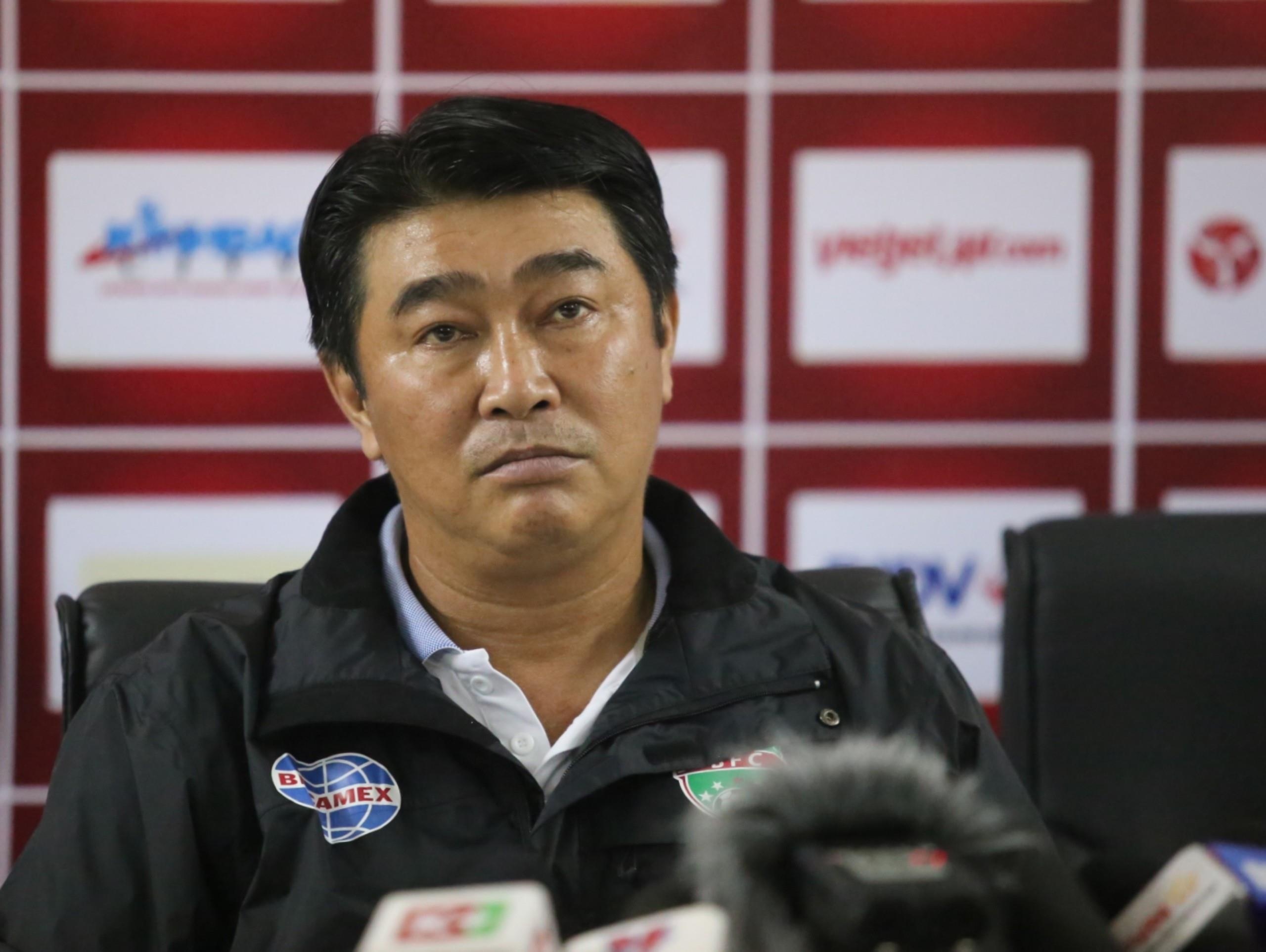 HLV Tran Minh Chien chia tay CLB Binh Duong hinh anh