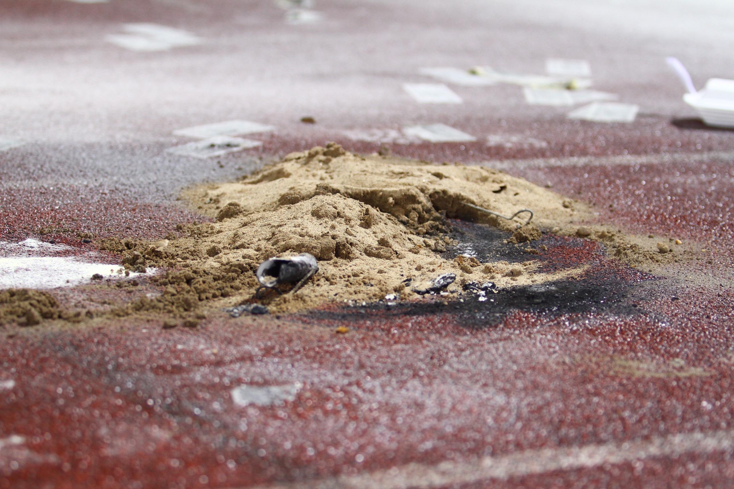 Hình ảnh xấu xí của CĐV Hải Phòng trên sân Hàng Đẫ ảnh 8 Hinh anh xau xi cua CDV Hai Phong tren san Hang Da anh 8