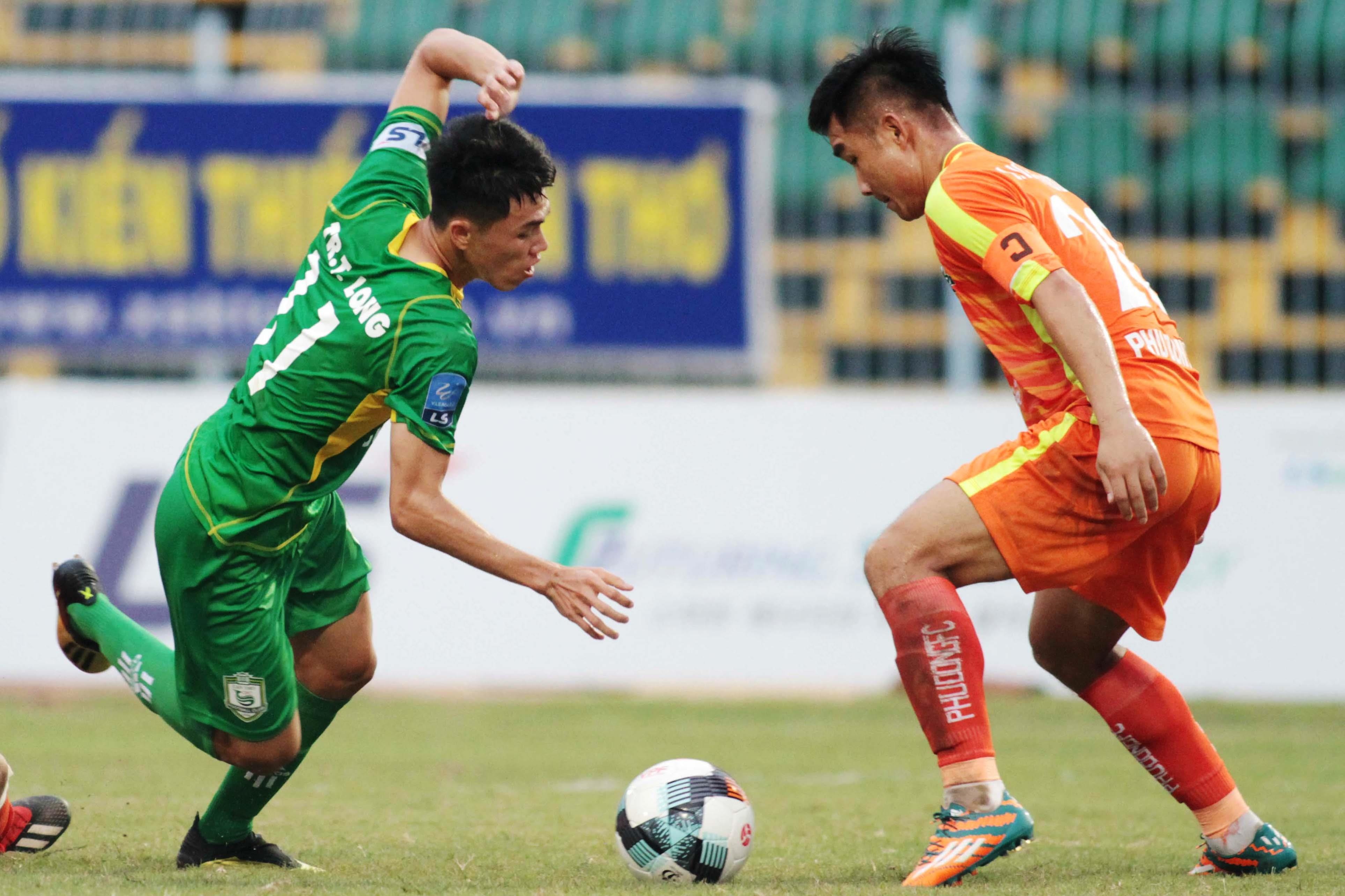 Them trong tai Viet doi dien 'an treo coi' anh 1