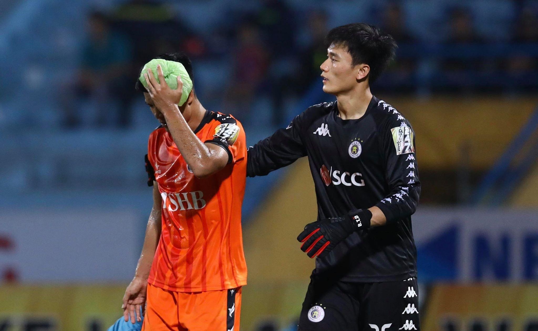 CLB Ha Noi vs CLB Da Nang anh 1