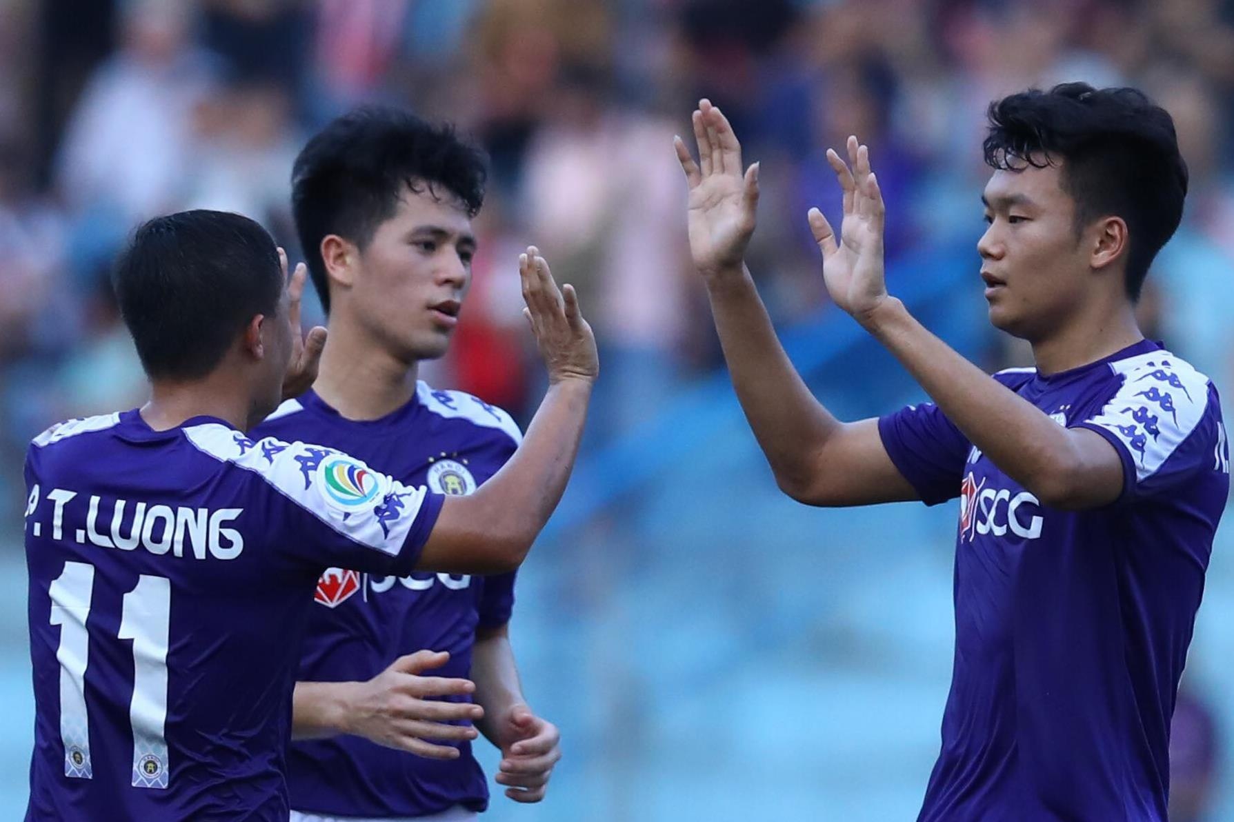 CLB Ha Noi muon doi lich V.League vi giai chau luc hinh anh