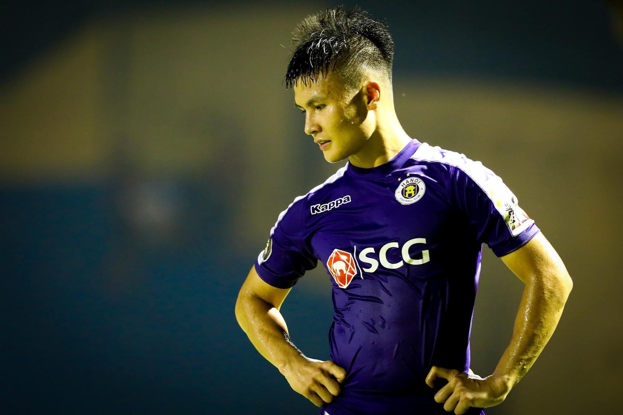 CLB Ha Noi kho duoc doi lich V.League khi xung dot quyen loi hinh anh