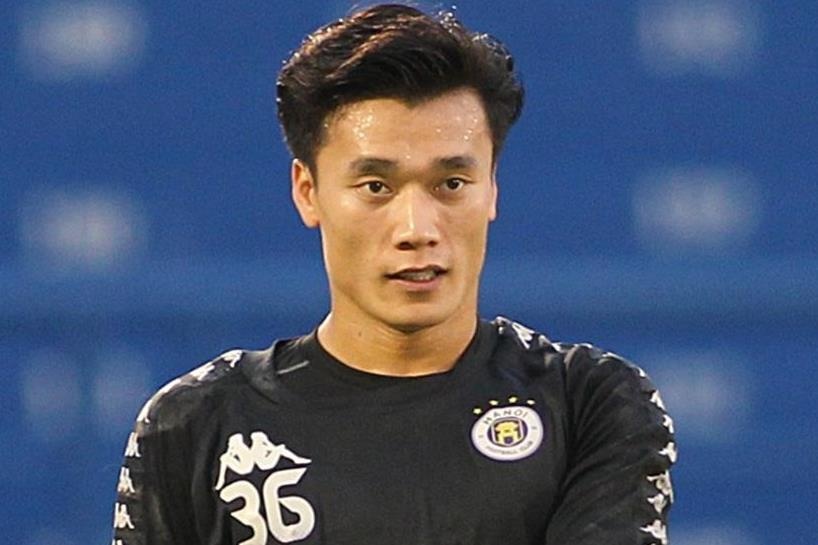 Bui Tien Dung vao top 5 pha cuu thua vong 10 V.League hinh anh