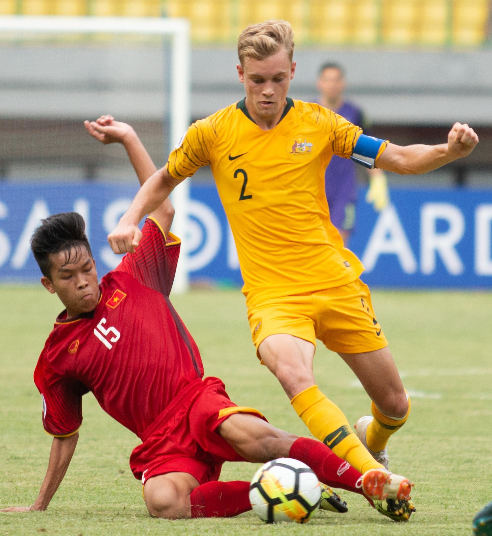 Martin Lo va nhung cau thu xung dang thu suc o U22 Viet Nam anh 4