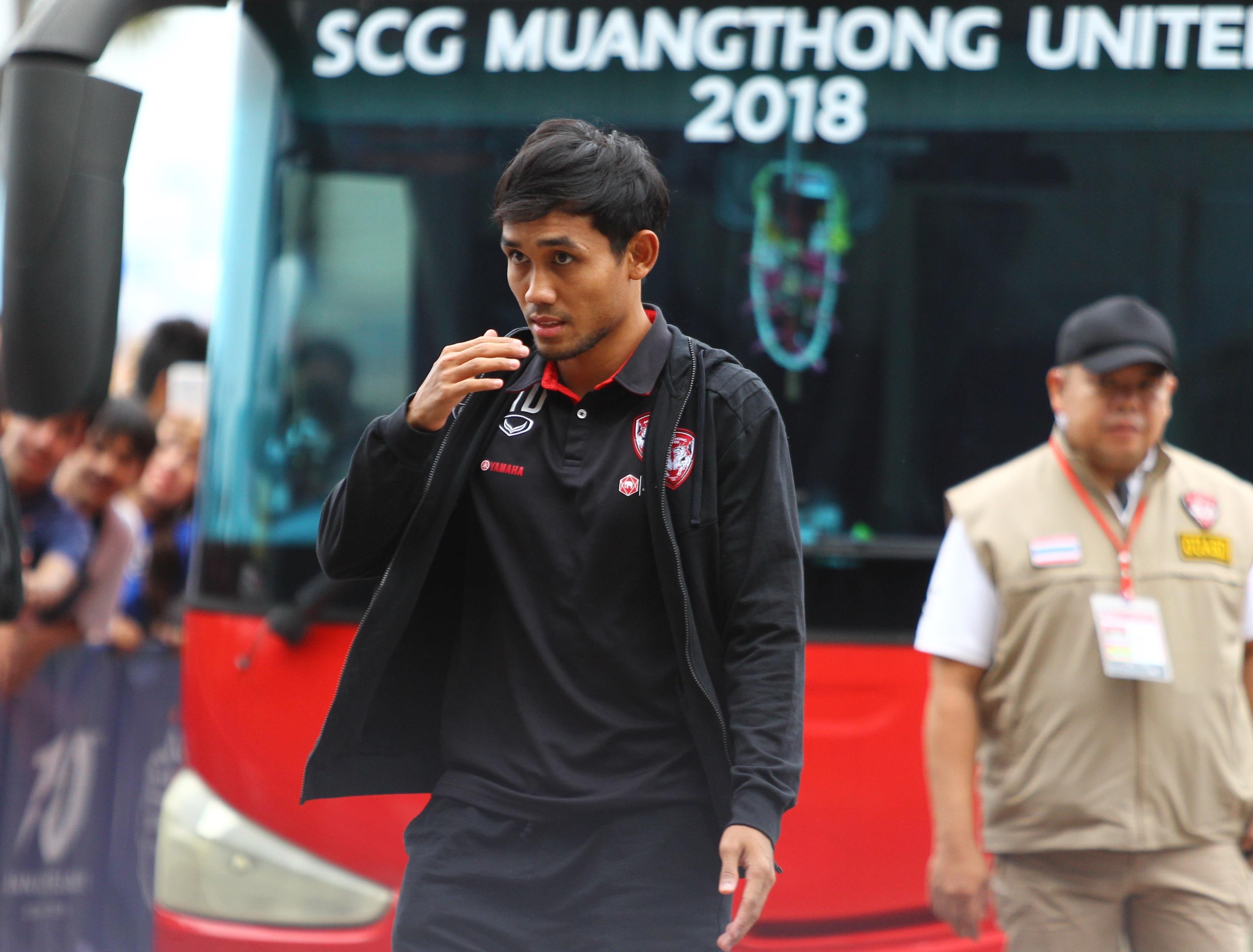 Van Lam,  Xuan Truong lanh lung truoc tran doi dau anh 4