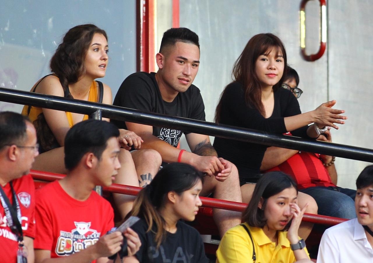 Ban gai Van Lam do sac cung dan hot girl Thai Lan anh 8