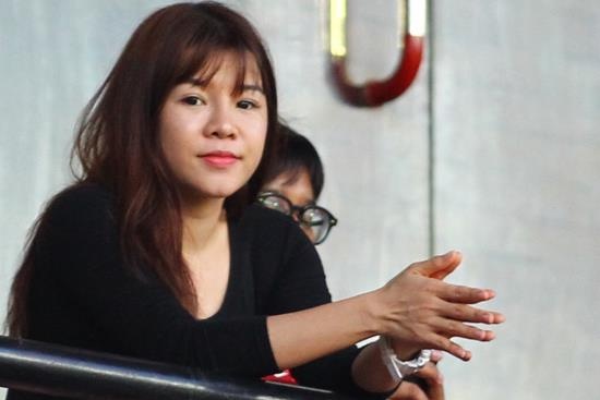 Ban gai Van Lam do sac cung dan CDV xinh dep tren khan dai hinh anh