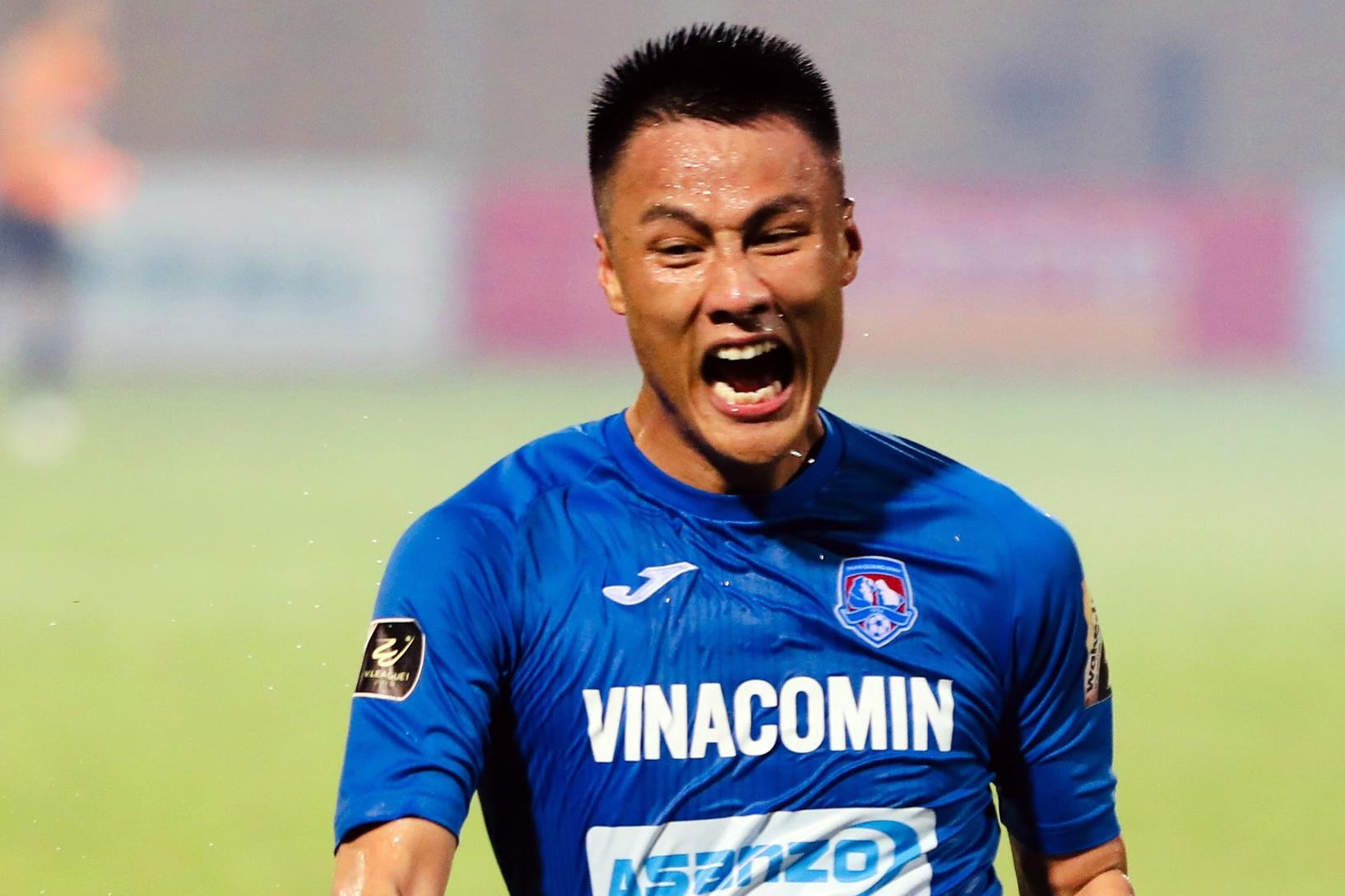 Mac Hong Quan lay viec khong duoc trieu tap lam dong luc hinh anh