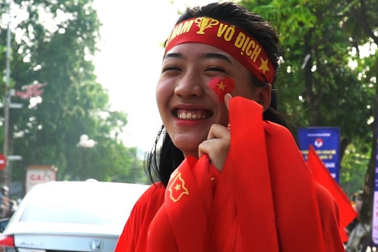 Sinh vien vua ban vua tang bang ron co vu U23 Viet Nam hinh anh