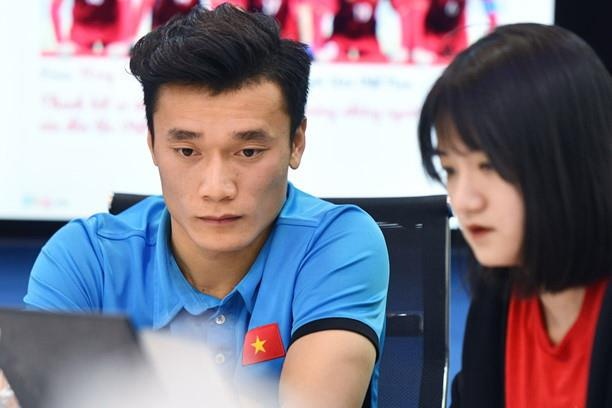 Bui Tien Dung di phu ho, Thanh Luong dung cay cau lam cot gon thoi nho hinh anh