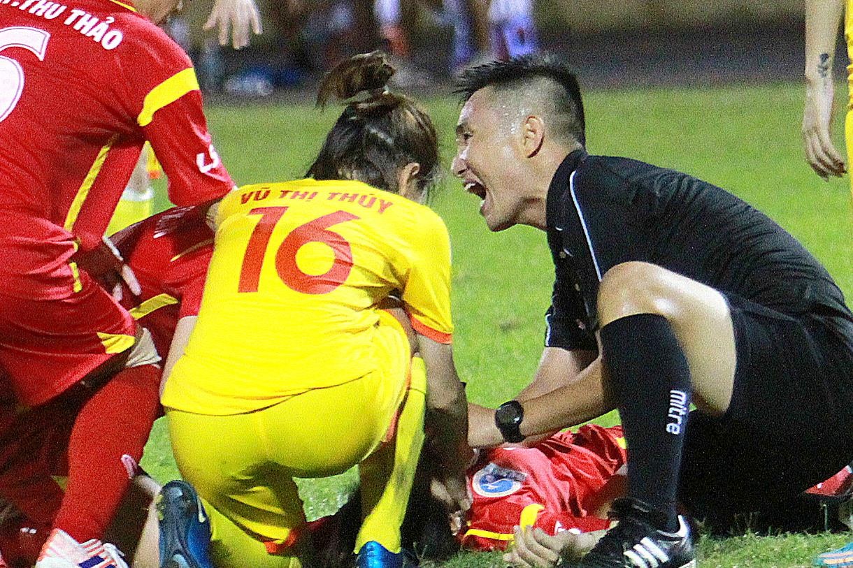 Cau thu nu thoat chet nho trong tai o giai VDQG nu 2019 hinh anh