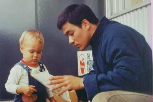 Nhung hinh anh doi thuong hiem hoi cua Ly Tieu Long hinh anh