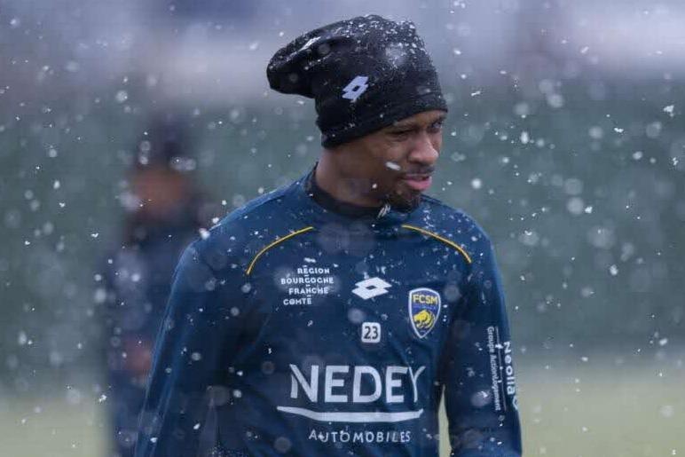 Cau thu Viet kieu Phap co the duoc trieu tap len tuyen Viet Nam anh 1