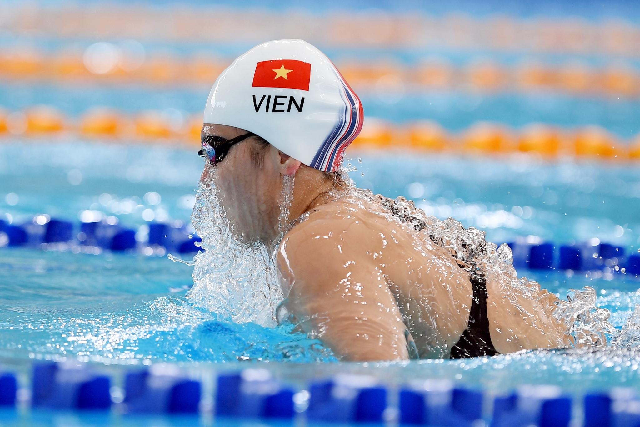 Anh Vien sa sut vi qua ham huy chuong o cac giai nho hinh anh