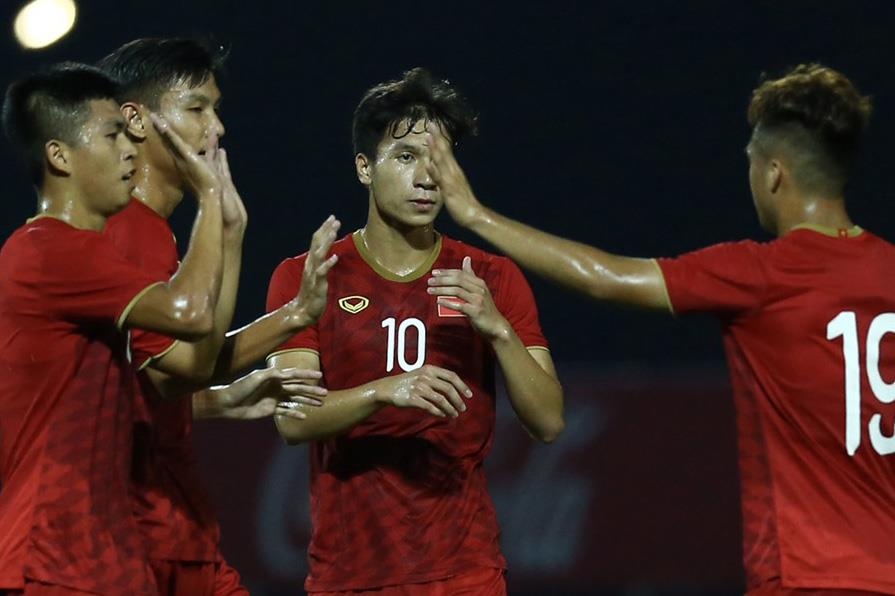 U23 Viet Nam tap trung hai dot trong 10 ngay hinh anh