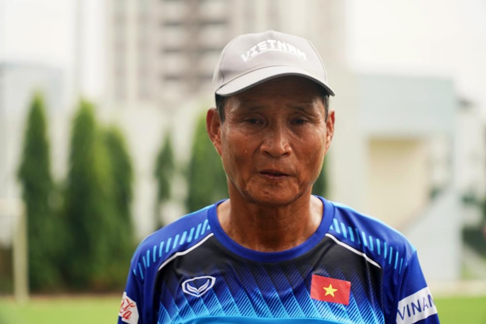 'Toi tung lien he cau thu nu o My, nhung khong duoc tra loi' hinh anh