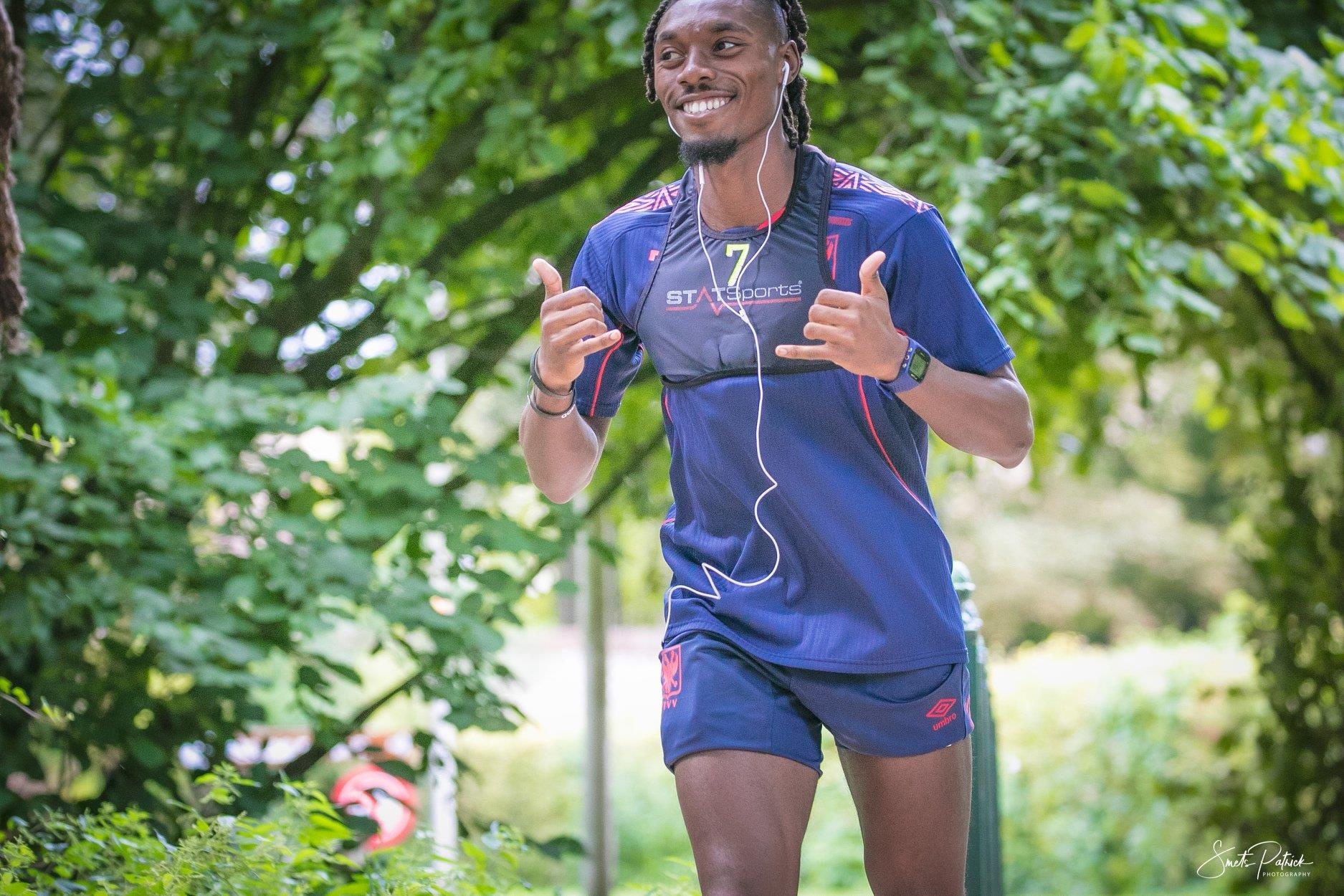 Cong Phuong nhiu may khi tap tai Bi anh 3