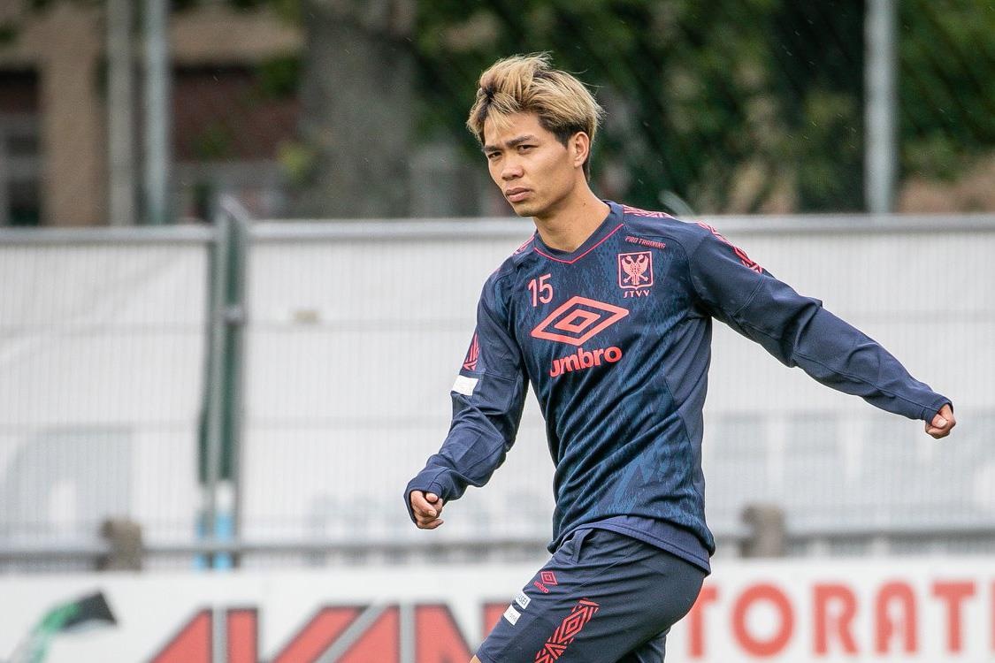 Cong Phuong nhiu may khi tap tai Bi anh 7