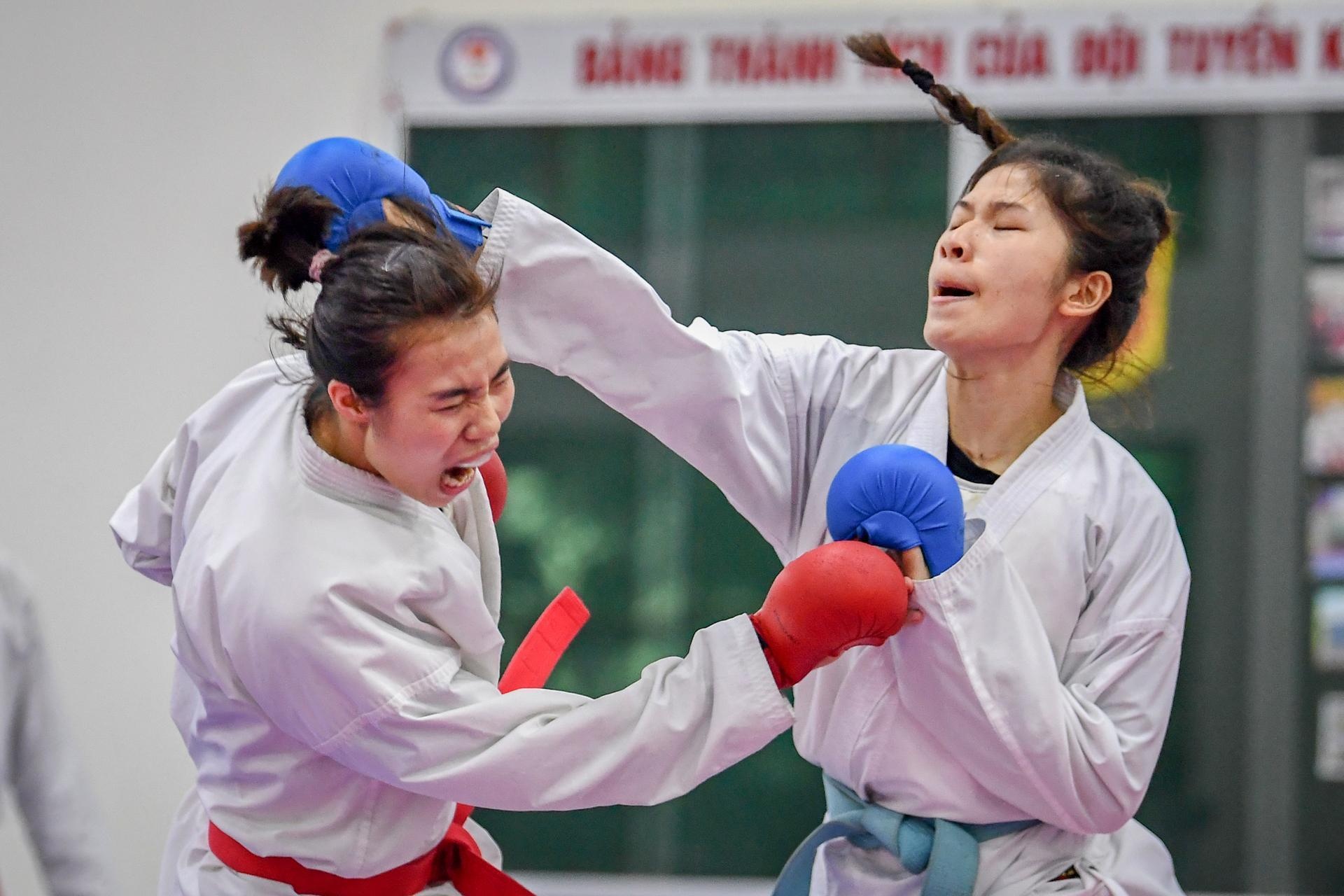 Tuyen karatedo Viet Nam dat chi tieu 4 HCV o SEA Games 30 hinh anh