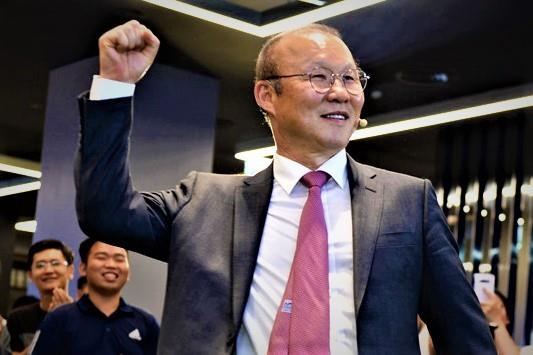 VFF chac chan ky hop dong moi voi thay Park hinh anh