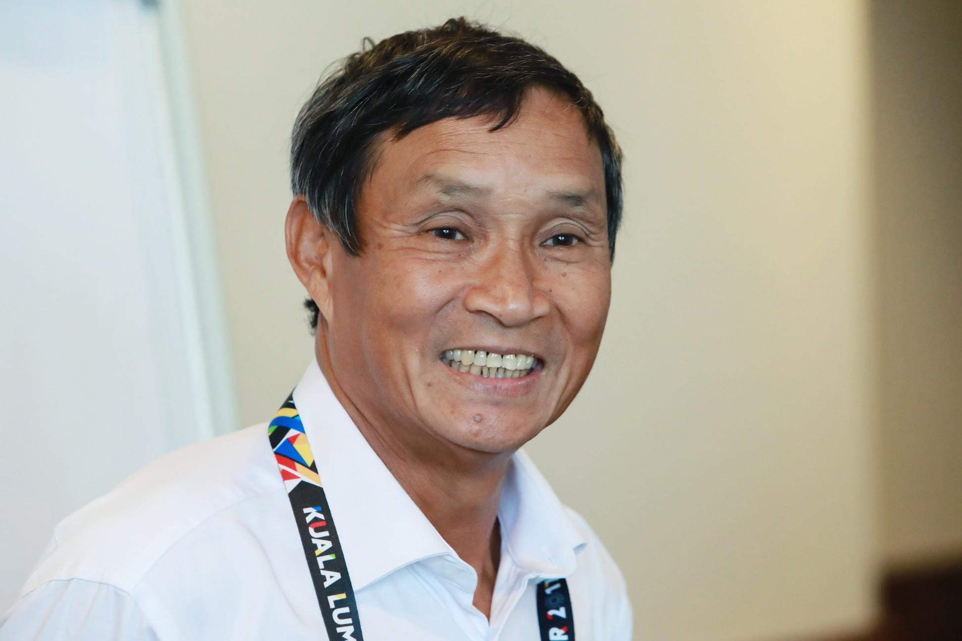 HLV Mai Duc Chung muon danh danh hieu AFF Awards cho dong nghiep hinh anh