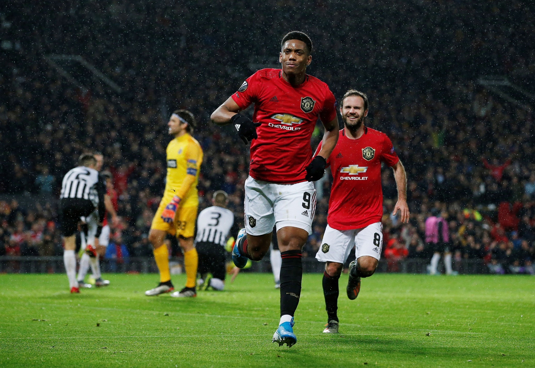 MU vs Partizan anh 1