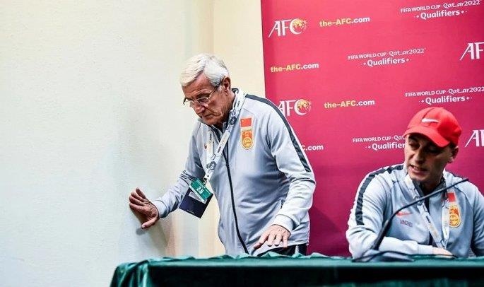 HLV Lippi bo do hop bao sau tran thua cua tuyen Trung Quoc hinh anh