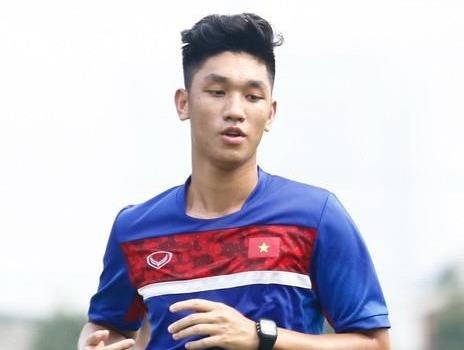 Trong Dai rach mi mat trong tran giao huu cua U22 Viet Nam hinh anh