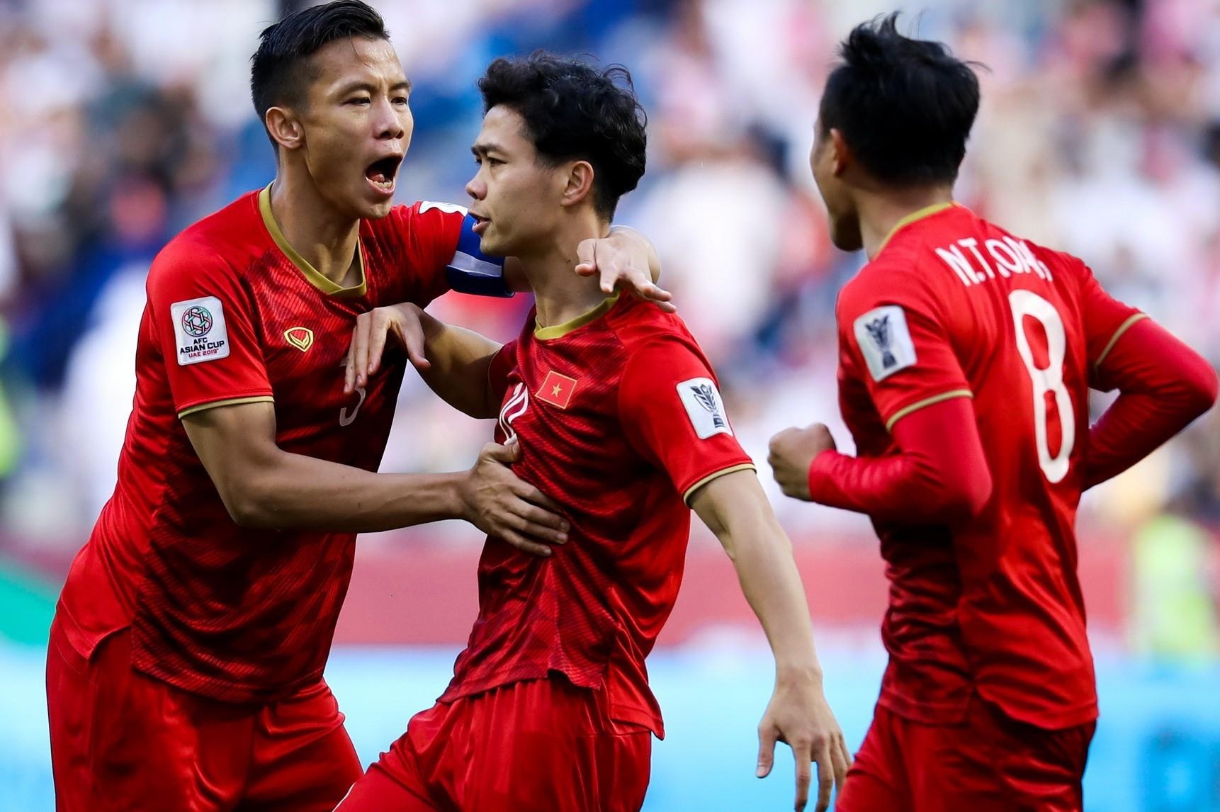 Phong vien Han Quoc: 'Tuyen Viet Nam se thang Thai Lan' hinh anh