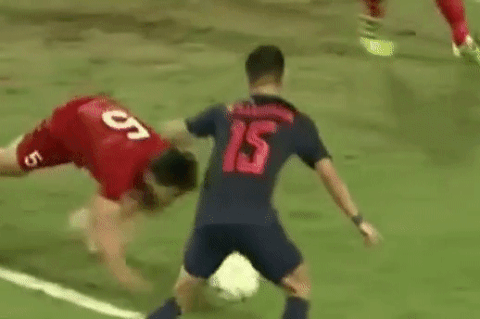 Van Hau phi than cuu thua khien dan mang nho cuu hau ve MU hinh anh