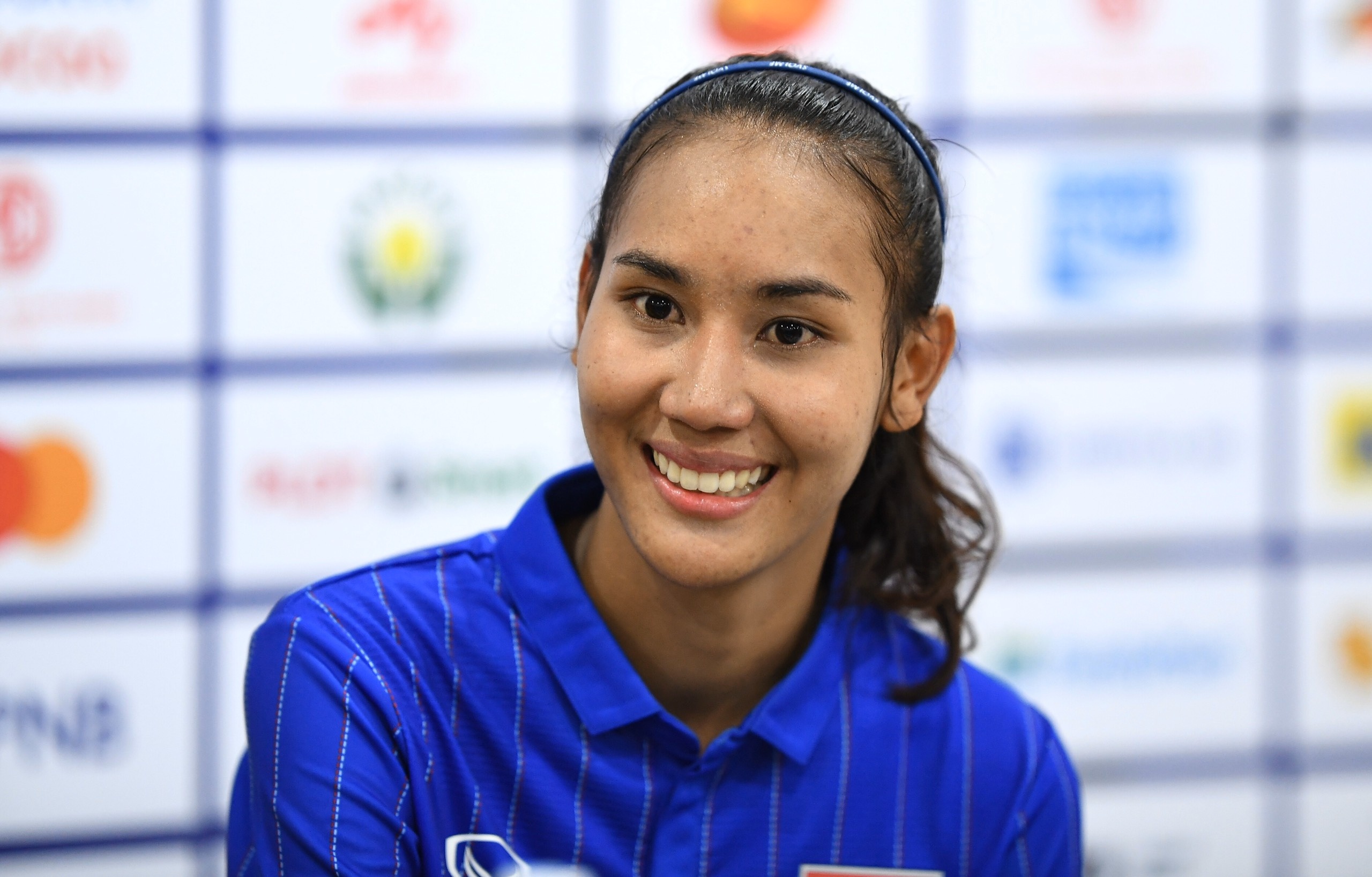 Em gai Dangda khien tuyen nu Viet Nam mat chien thang phut cuoi hinh anh