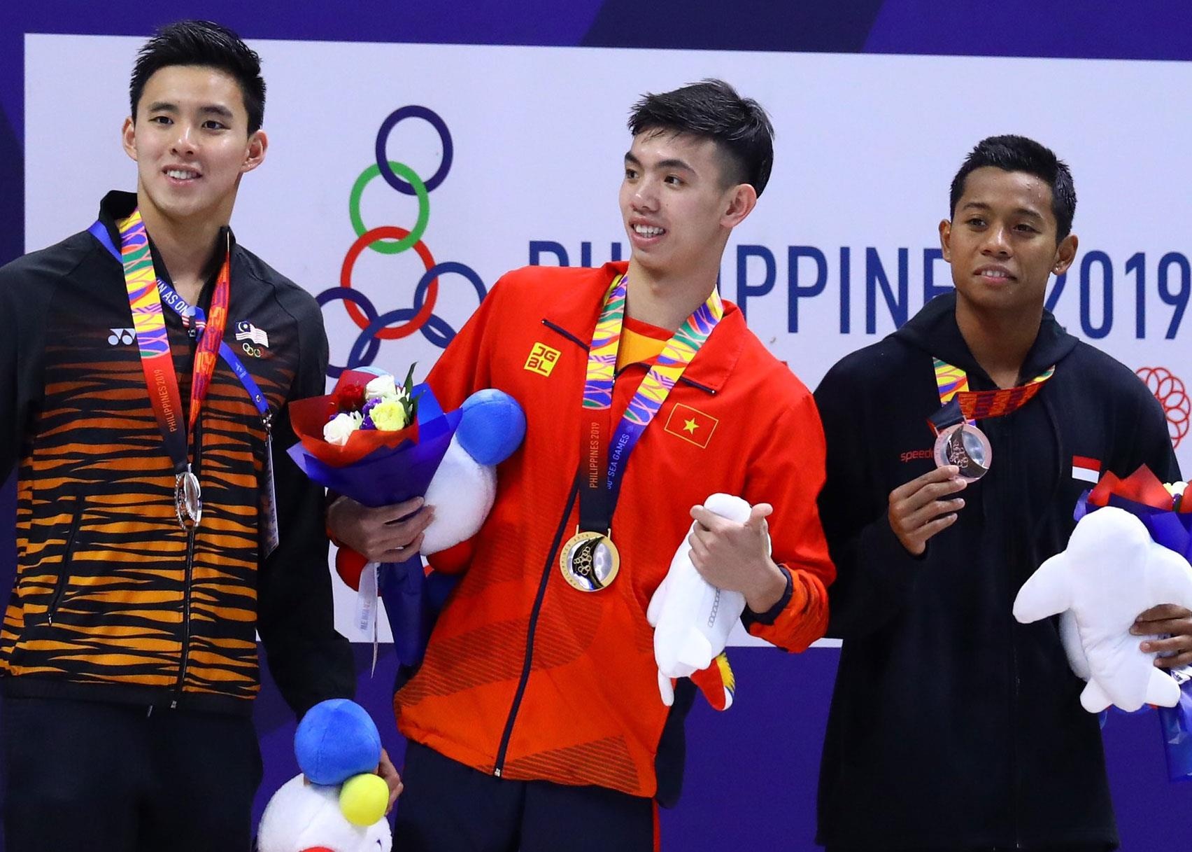 Huy Hoang pha ky luc SEA Games hinh anh