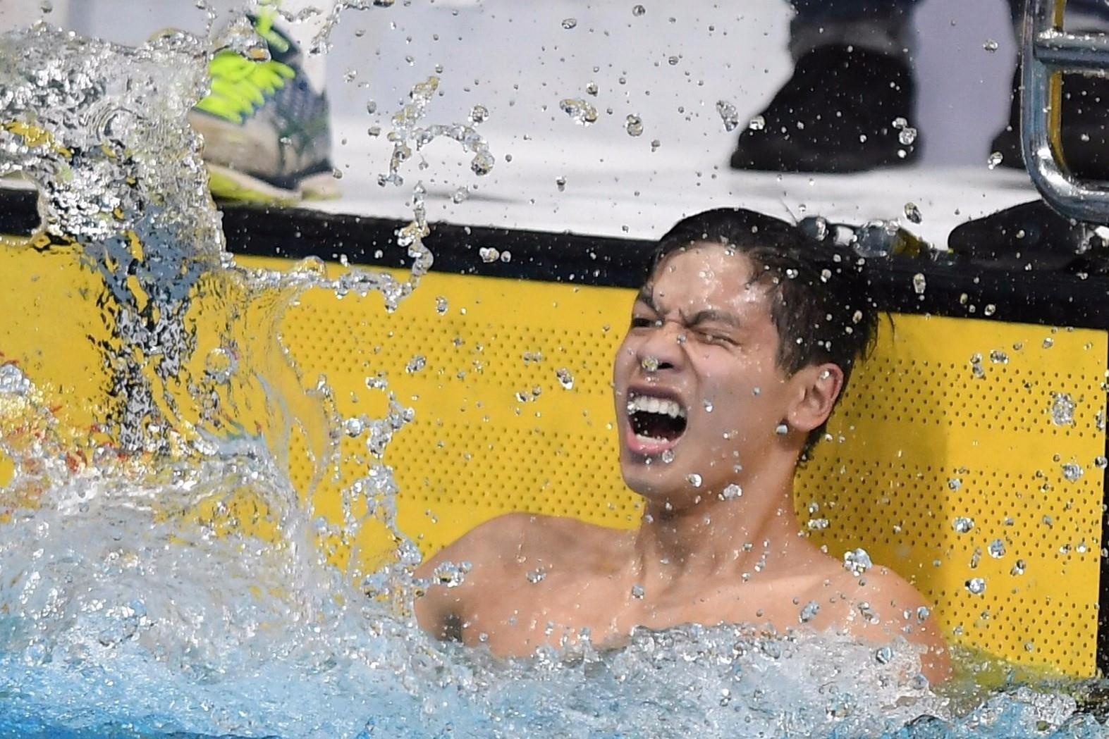 Kinh ngu Kim Son: 'Duoi nuoc la doi thu, tren bo la anh em' hinh anh