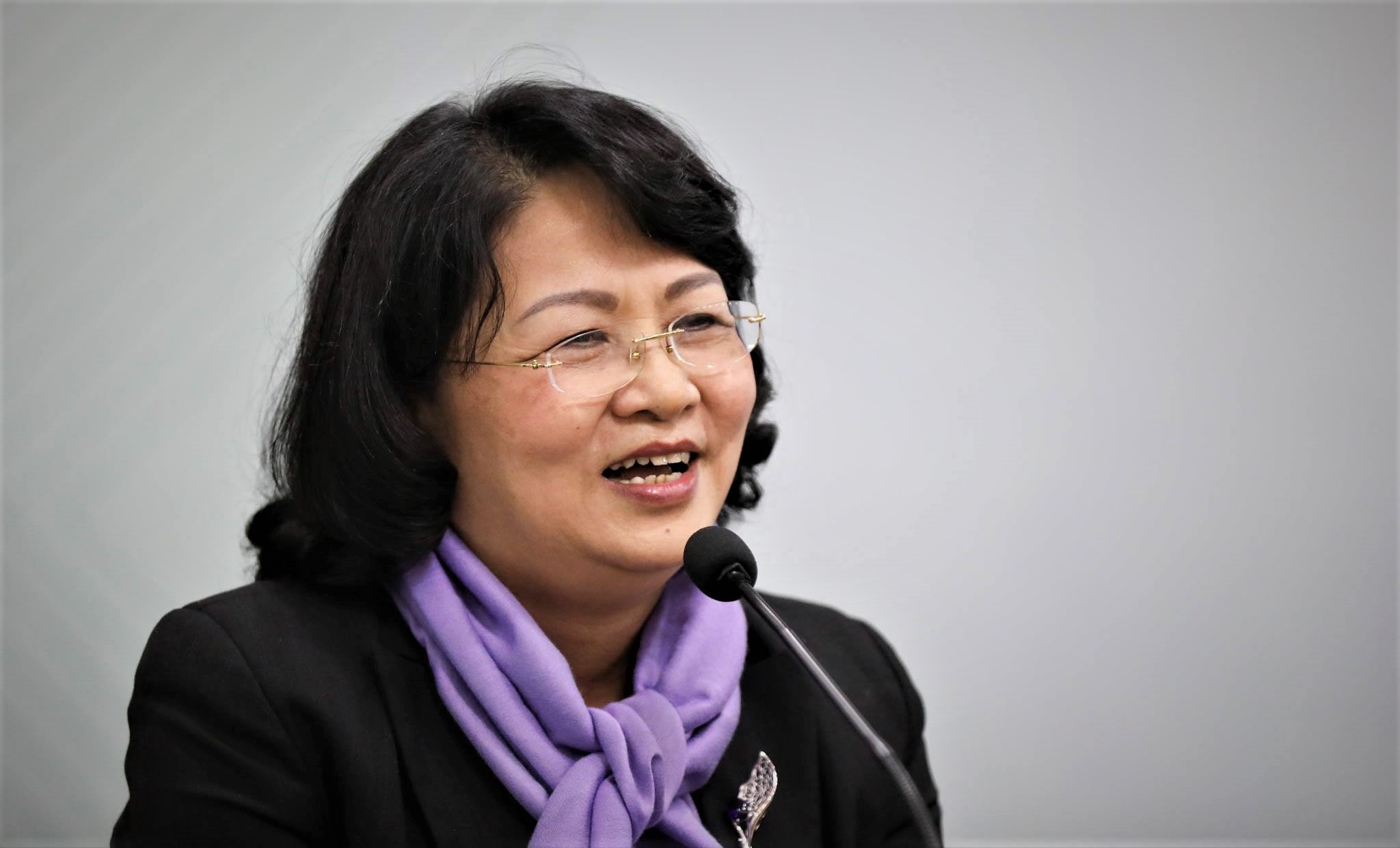 Tai tro tuyen nu Viet Nam anh 1