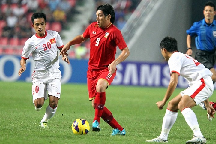 nhin lai bong da Viet Nam anh 3