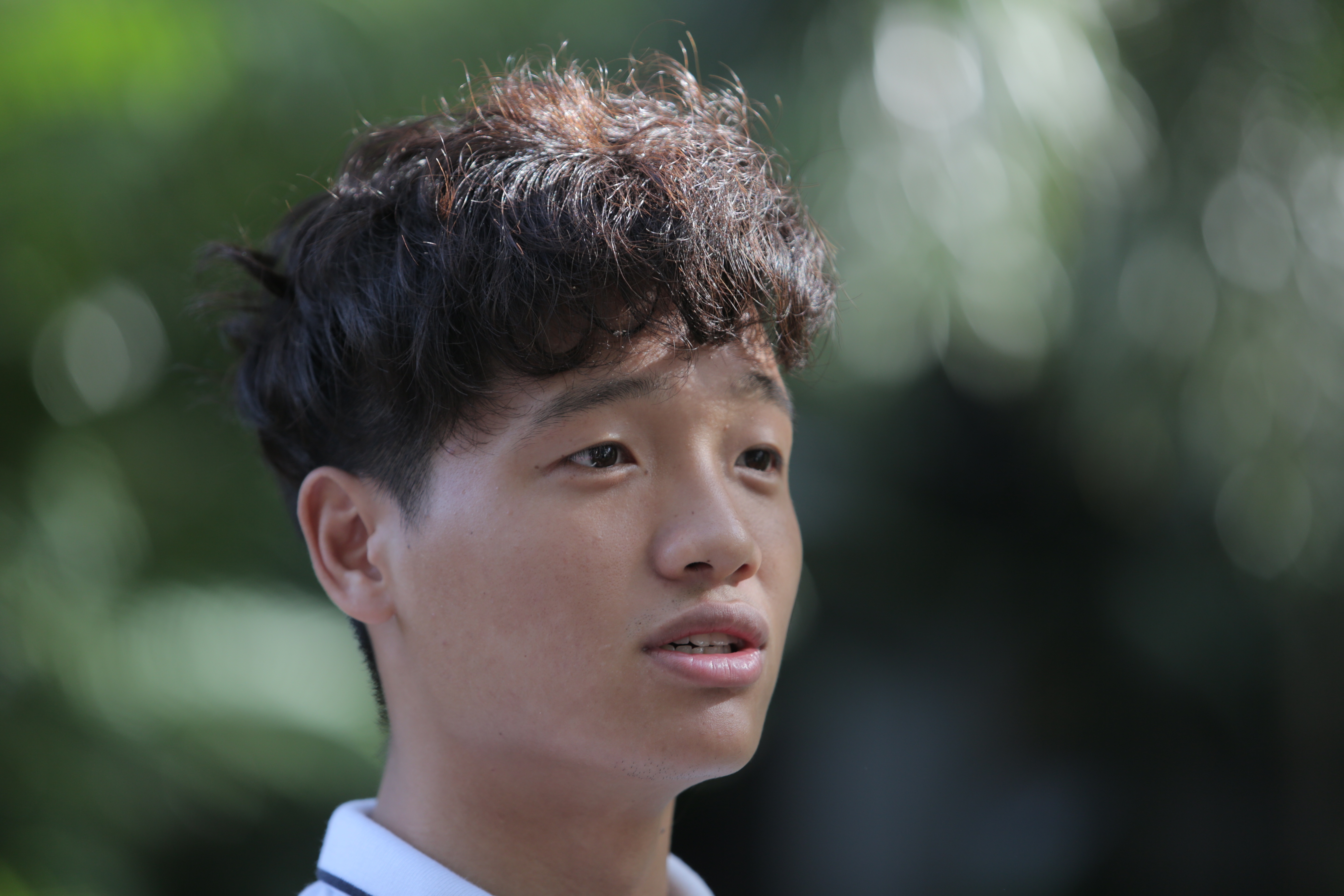 Thu mon Phi Minh Long: 'Den gio, toi khong muon me xem bong da' hinh anh