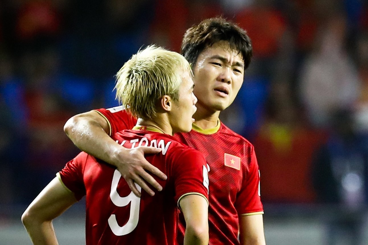 Tuyen Viet Nam chac chan gap kho vi doi lich V.League hinh anh