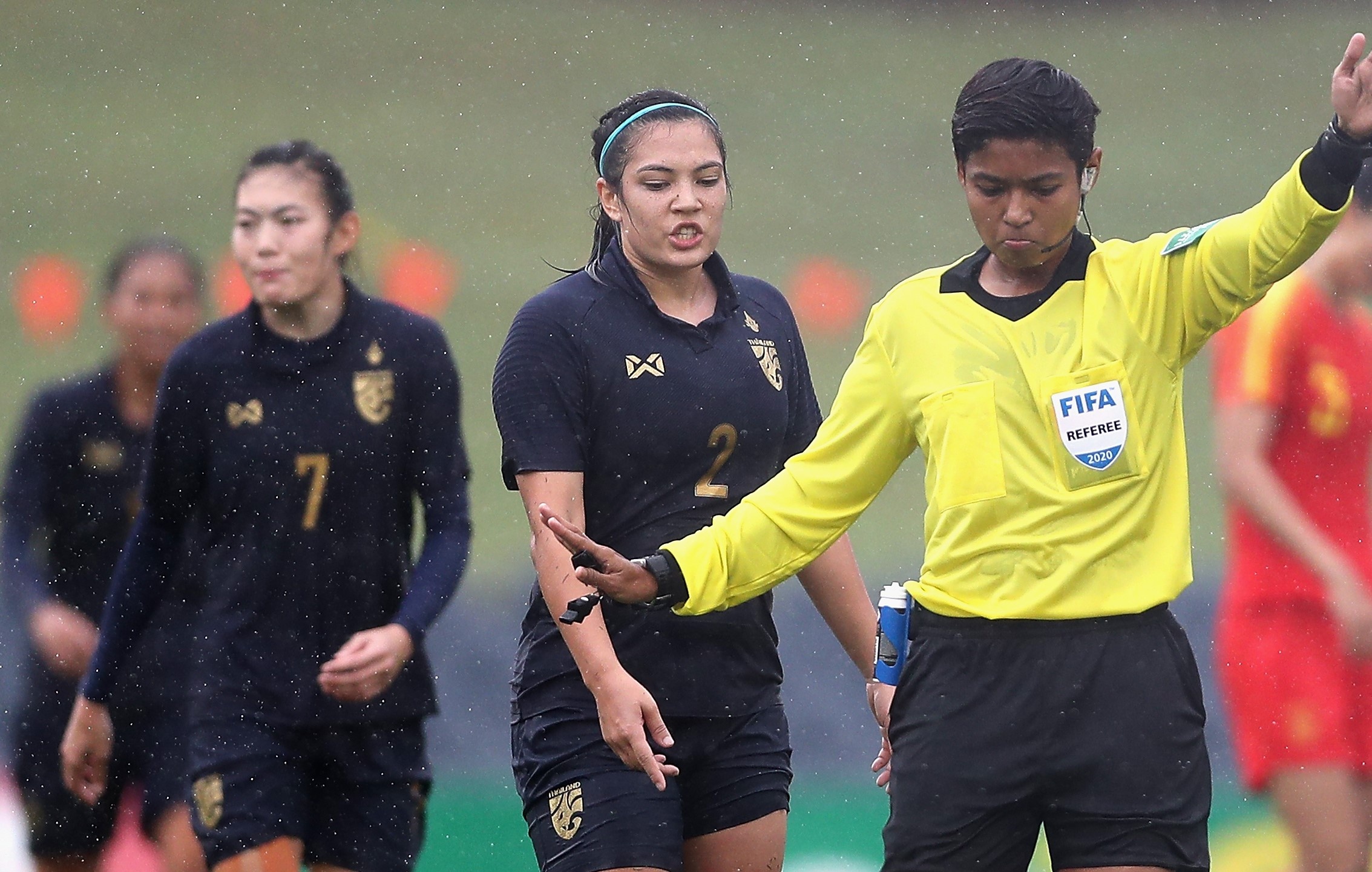 Vong loai Olympic 2020 anh 1