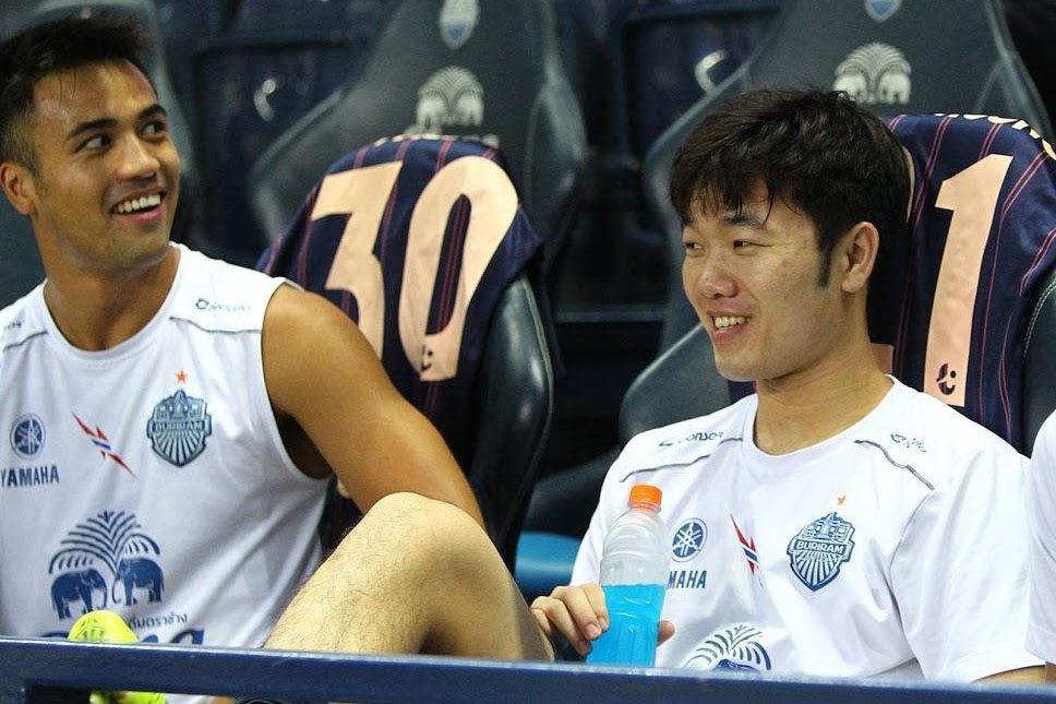 Cau thu Viet xuat ngoai anh 2