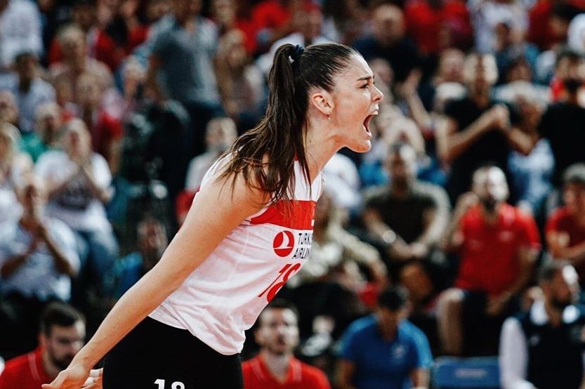 Nu VDV bong chuyen dap bong van toc hon 88km/h hinh anh