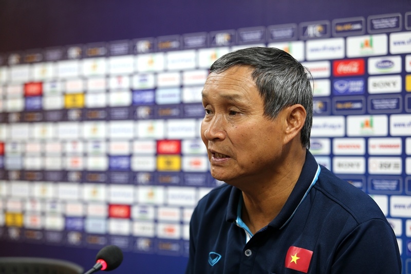 HLV Mai Duc Chung dat 4 muc tieu cho tuyen nu Viet Nam truoc Australia hinh anh