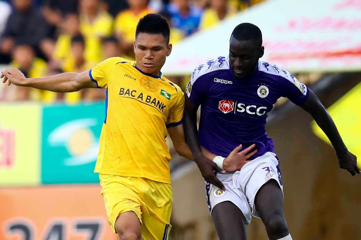 4 CLB de xuat V.League 2020 khong co doi xuong hang hinh anh