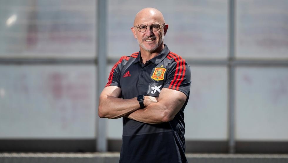 UAE sap bo nhiem cuu HLV U21 Tay Ban Nha giu ghe thuyen truong anh 1