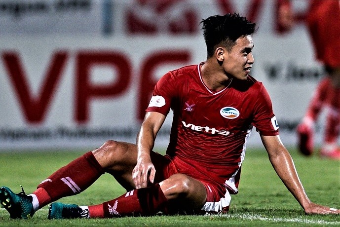 Viettel suyt thua Quang Ninh vi he thong hay con nguoi? hinh anh