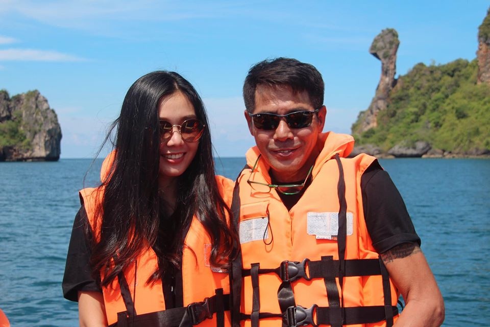 Huyen thoai Muay Thai hen ho voi tinh tre kem 31 tuoi anh 1