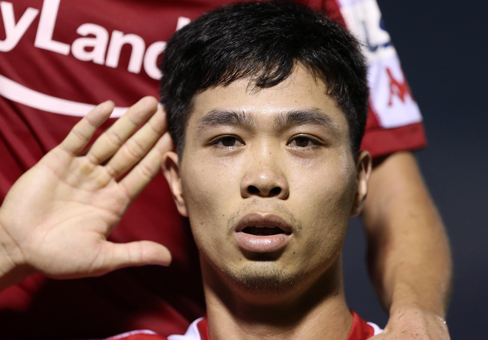 Cong Phuong toa sang, giup CLB TP.HCM thang dam Viettel hinh anh