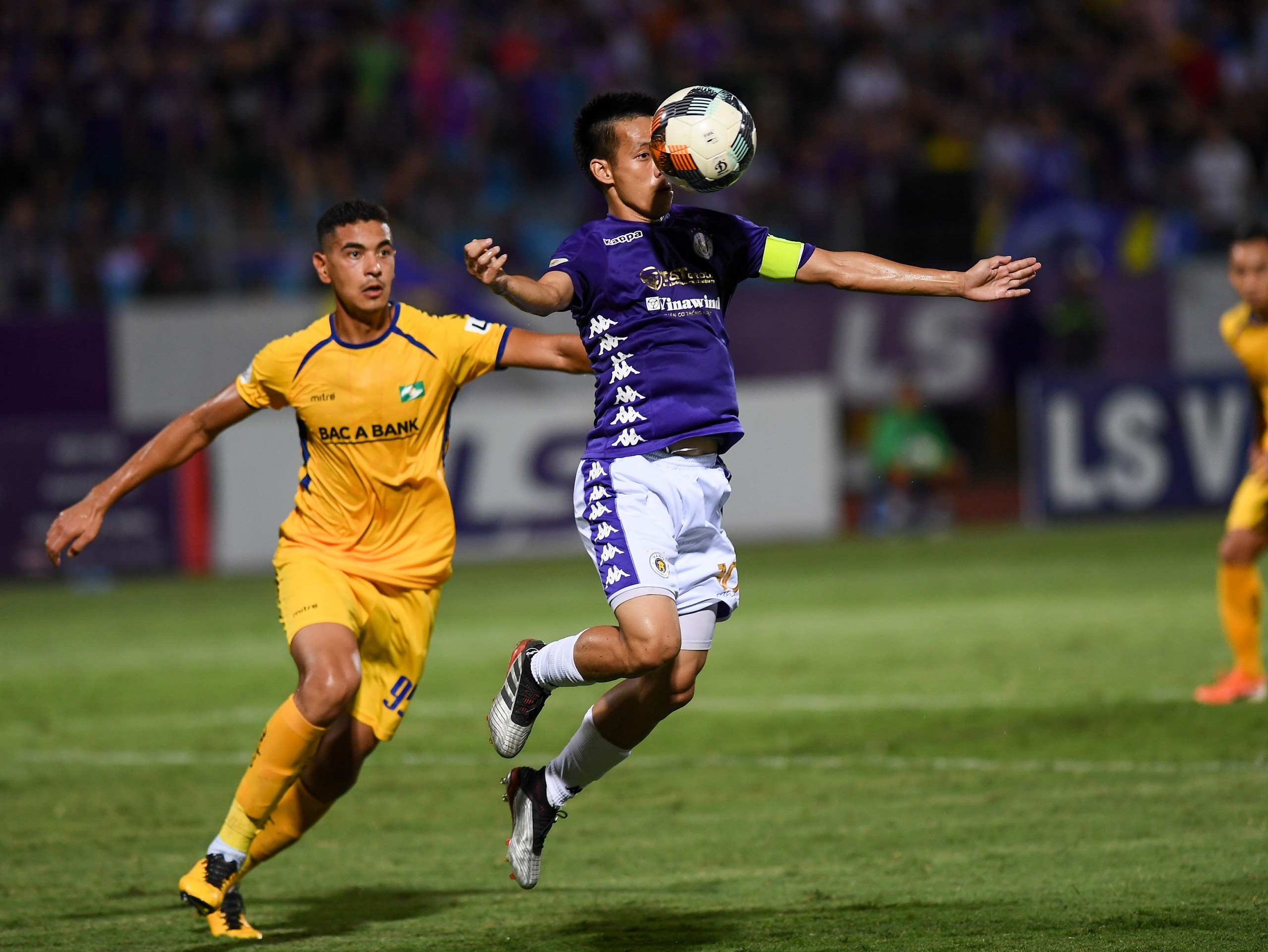 Ha Noi FC mat nhieu hon mot nhan to khi vang Quang Hai anh 2